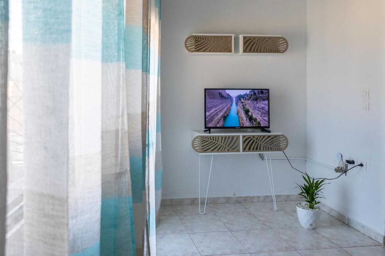 Lovely Sea View Apartment At The Heart Of The Town Ierápetra Buitenkant foto