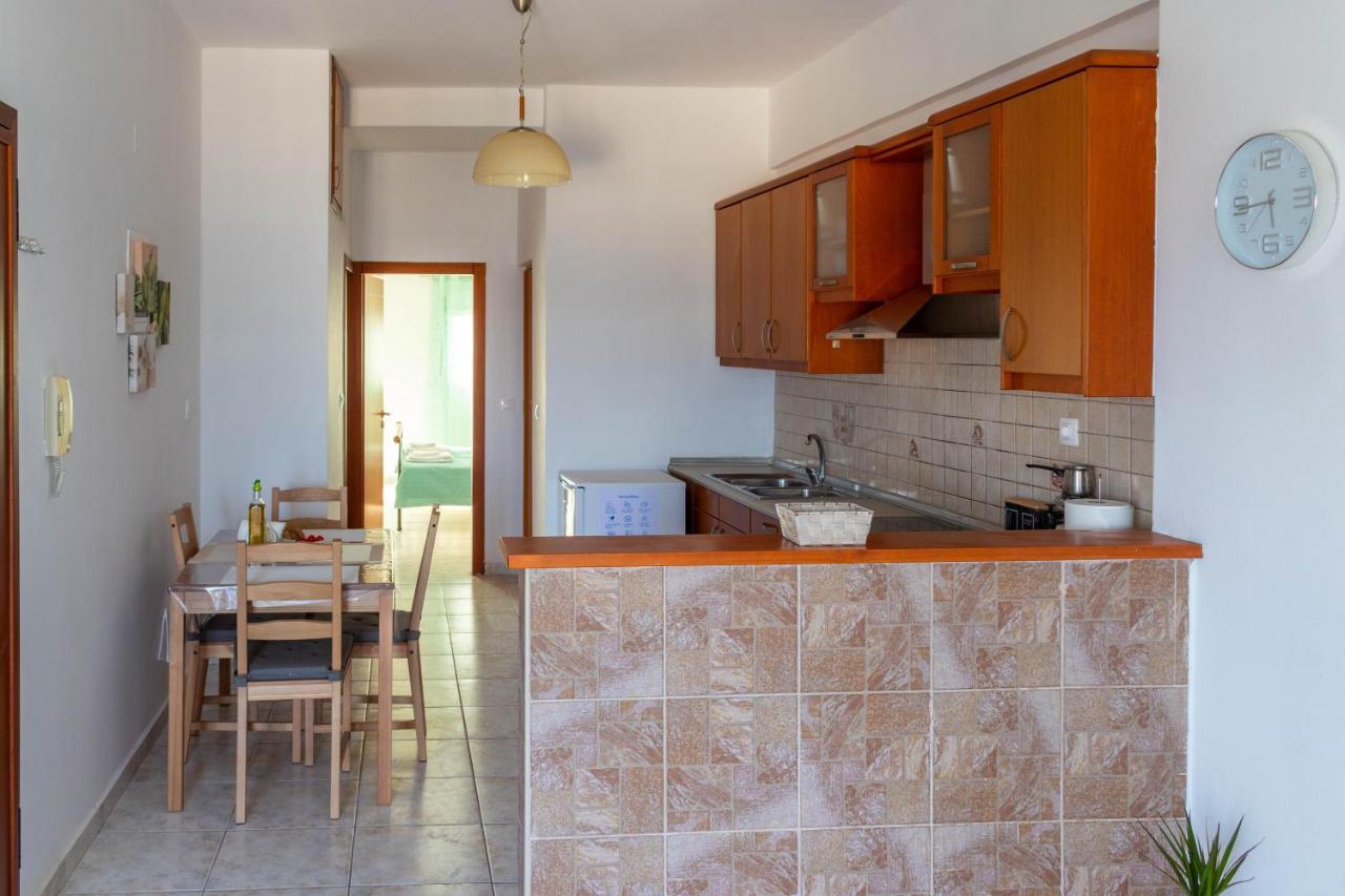 Lovely Sea View Apartment At The Heart Of The Town Ierápetra Buitenkant foto