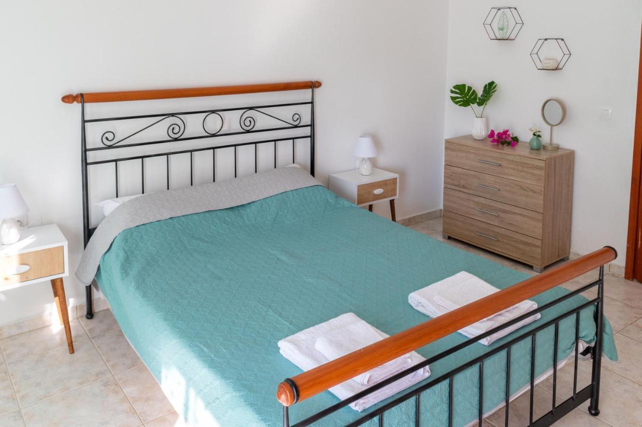 Lovely Sea View Apartment At The Heart Of The Town Ierápetra Buitenkant foto
